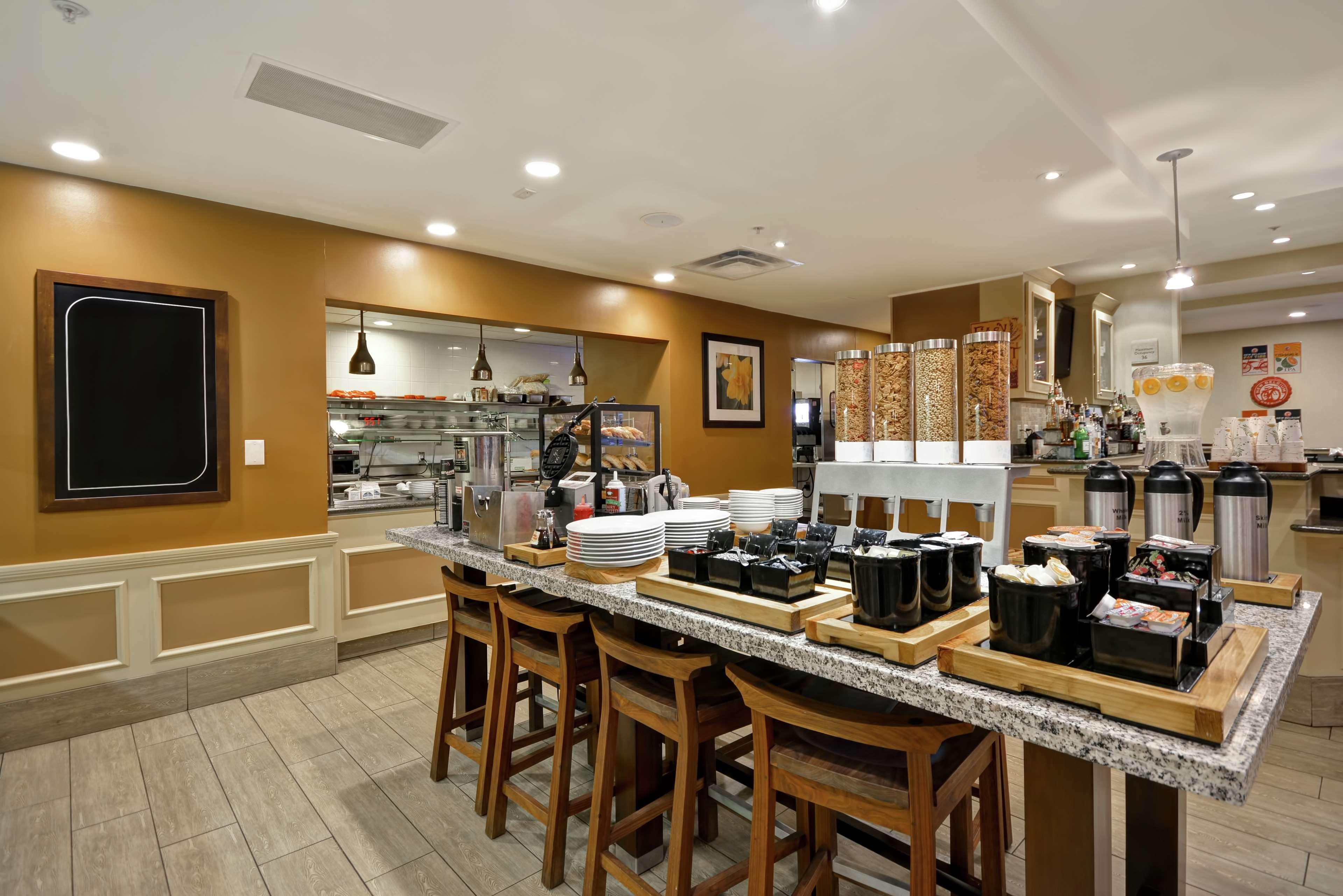 Hilton Garden Inn Φορτ Κόλινς Εξωτερικό φωτογραφία